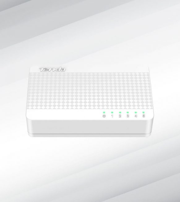 5 Port 10/100 Desktop Network Switch